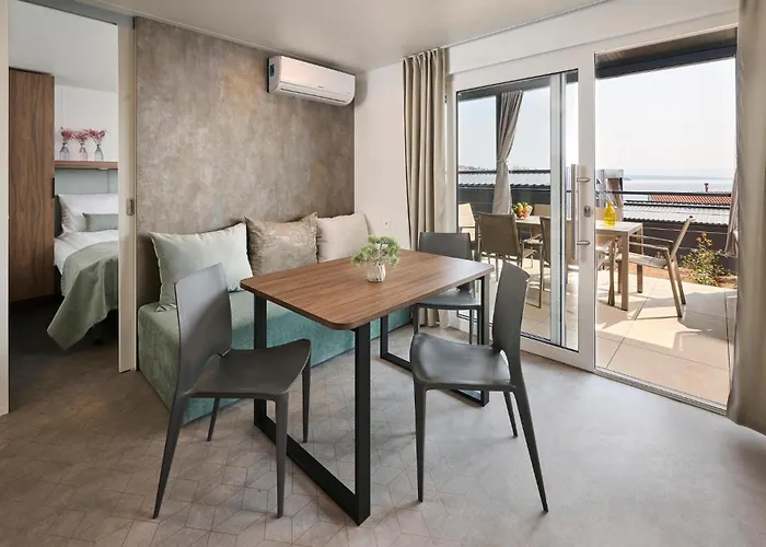 2 Bedroom In Holiday home Njivice